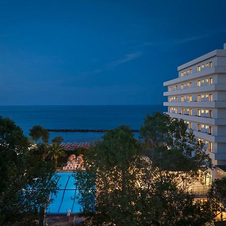 Serena Majestic Hotel Montesilvano Marina Exterior foto
